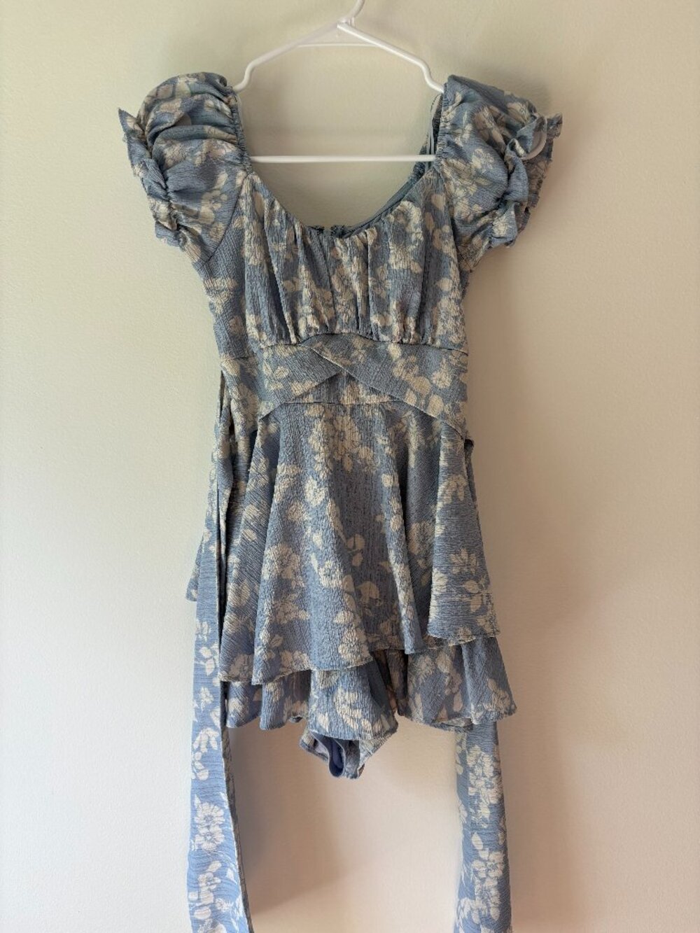 Altar'd State Blue White Floral Tiered Skirt Romper Puffy Sleeve XS